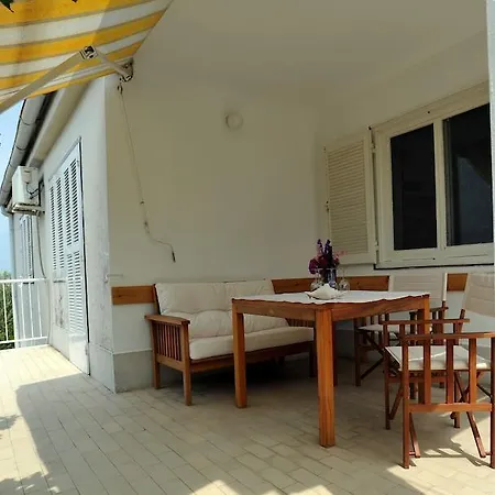 Garden Piran